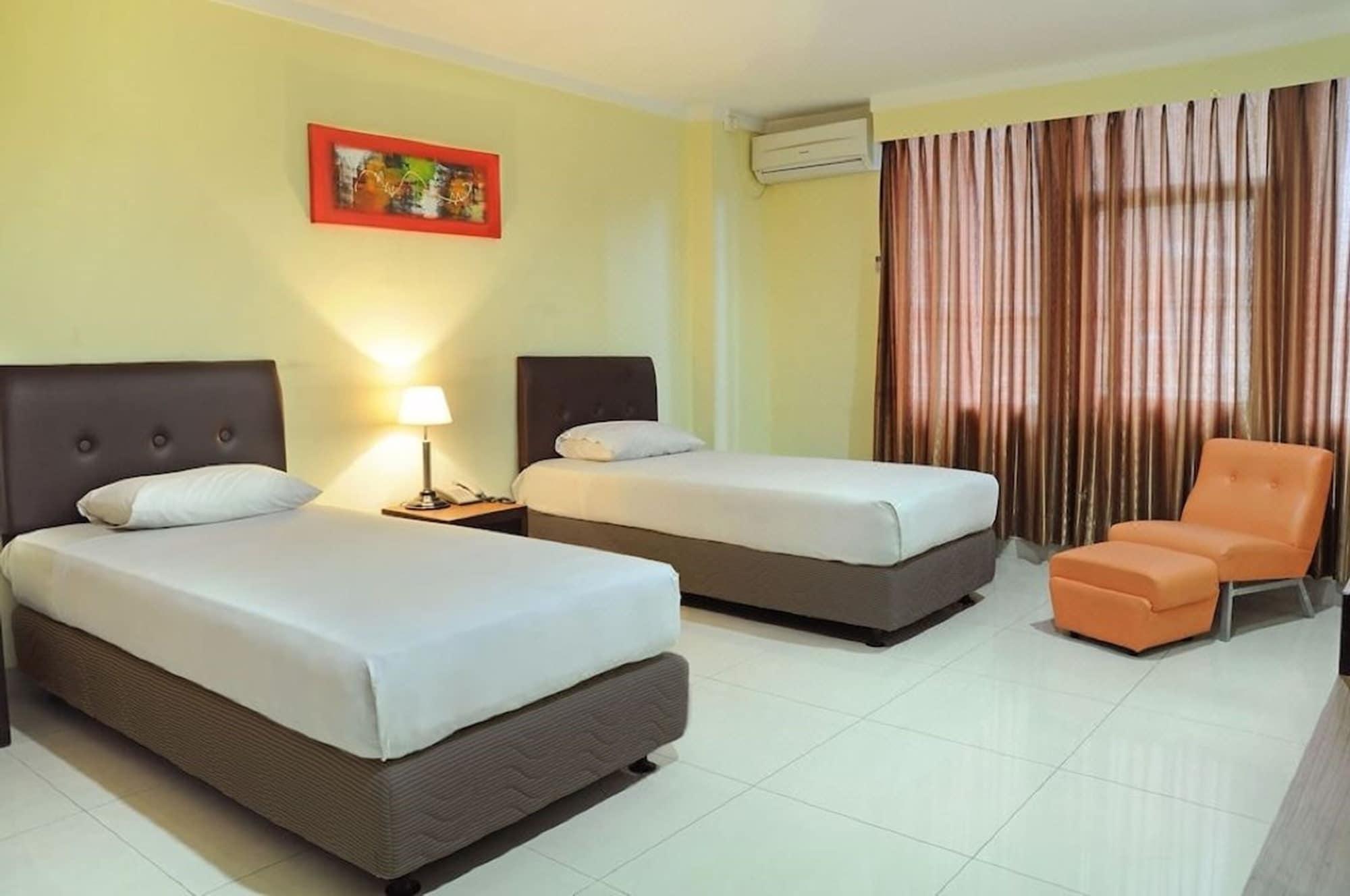 Hotel Banyuwangi Sintera Giacarta Esterno foto